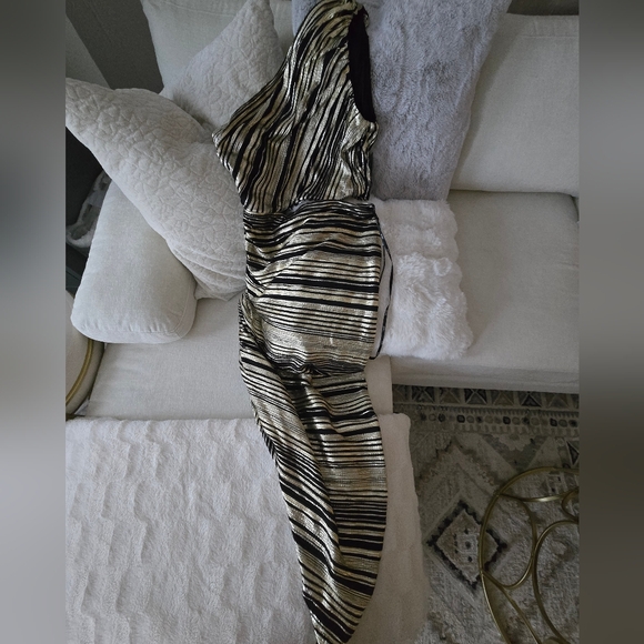 BCBG One-Shoulder Black and Gold Dress - Picture 5 of 7